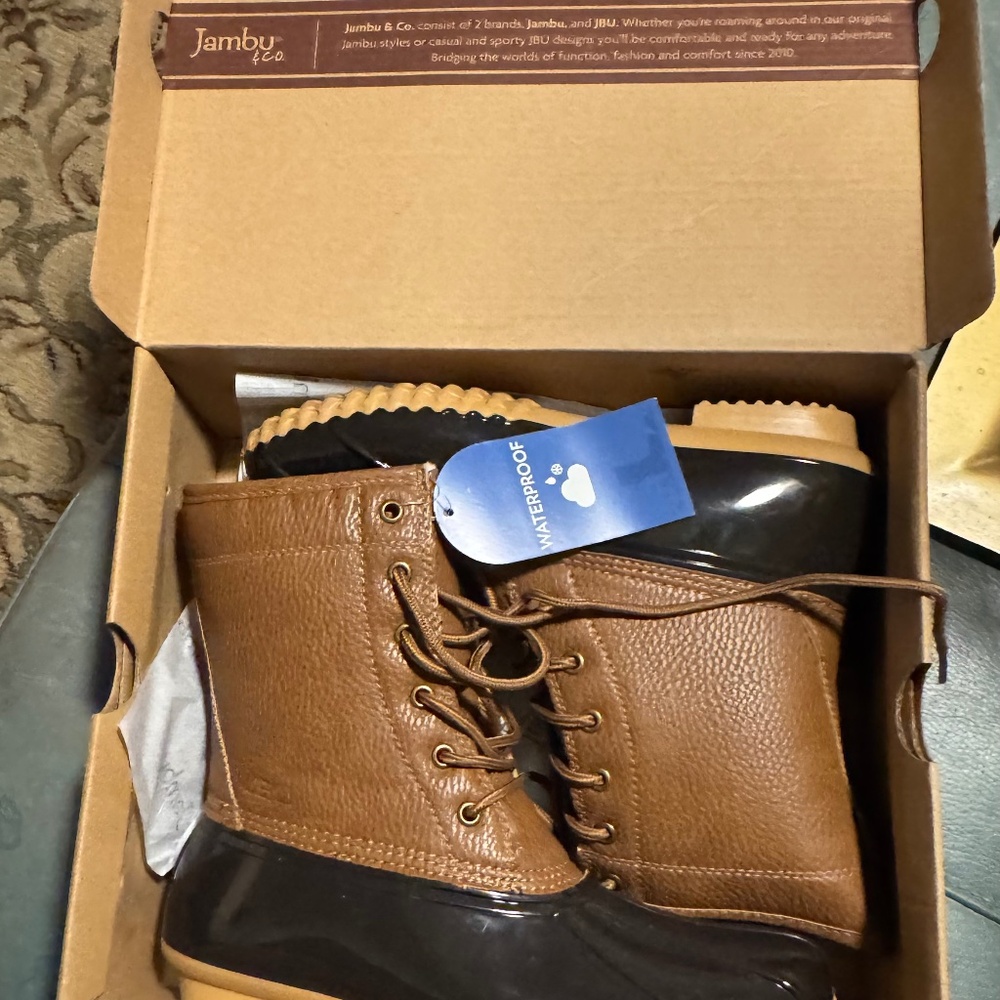 Jambo water boot